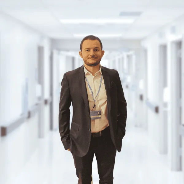 Dr. Erick Sánchez, Medi Red